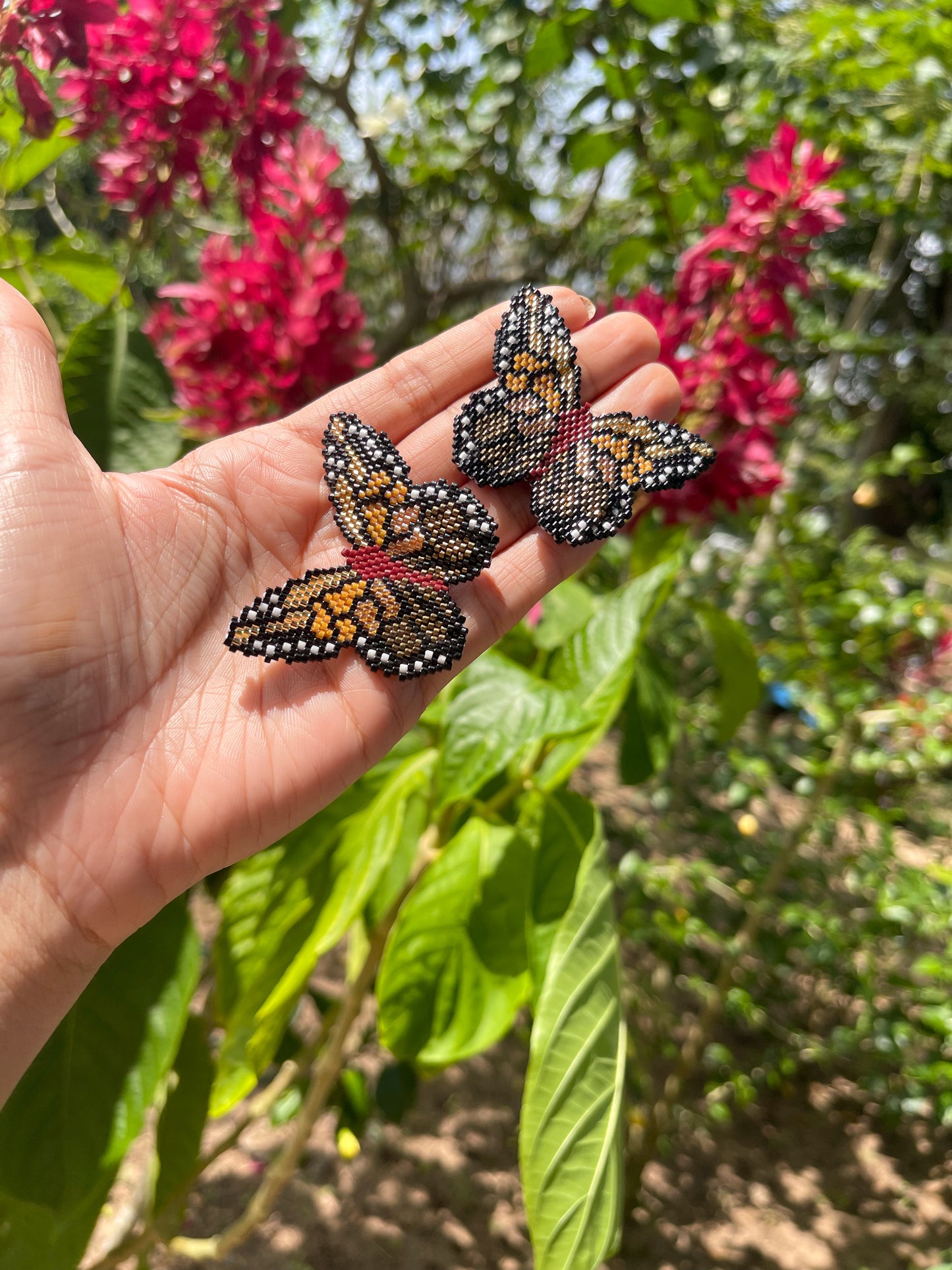 Aretes mariposas