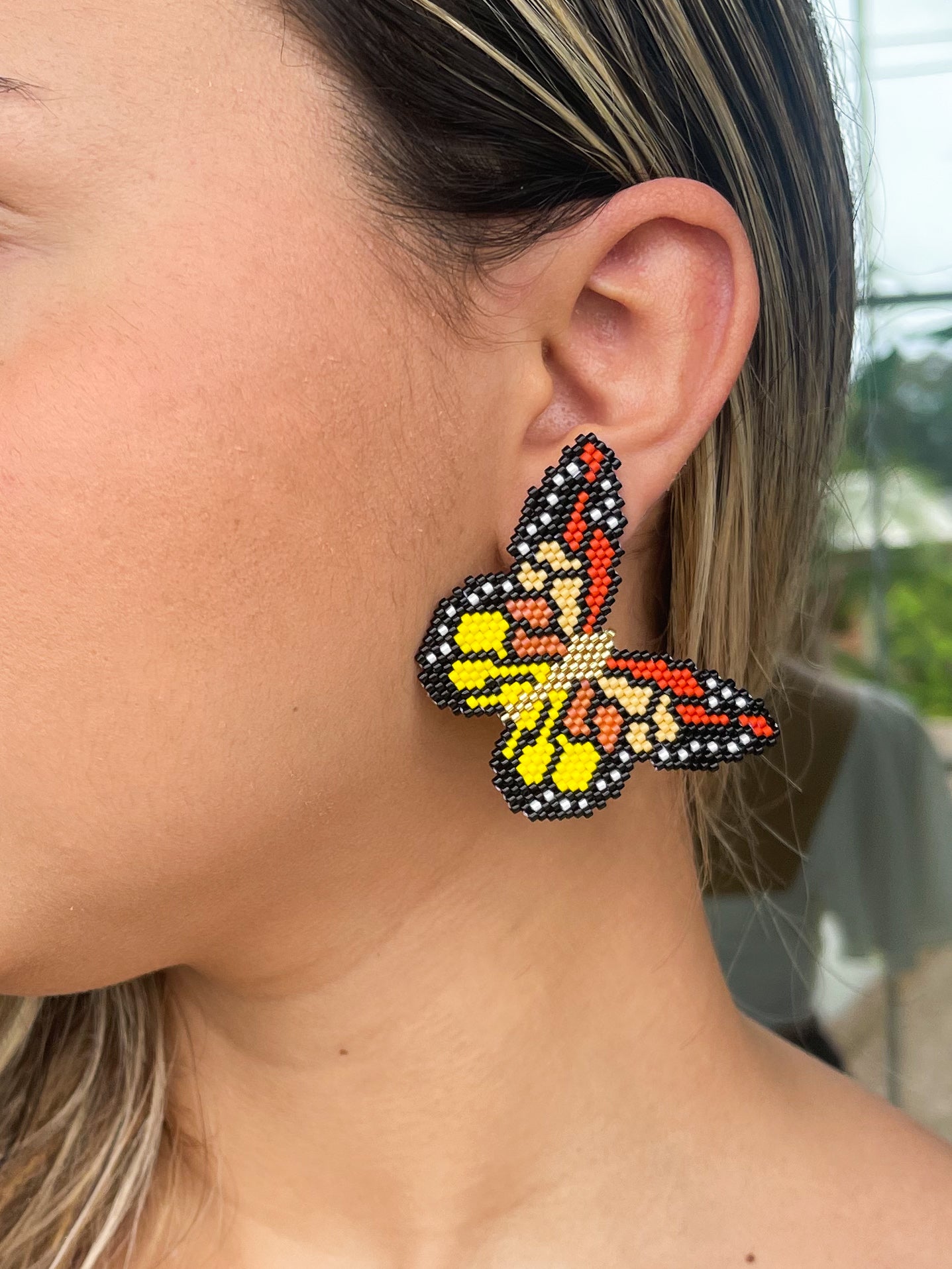 Aretes mariposas